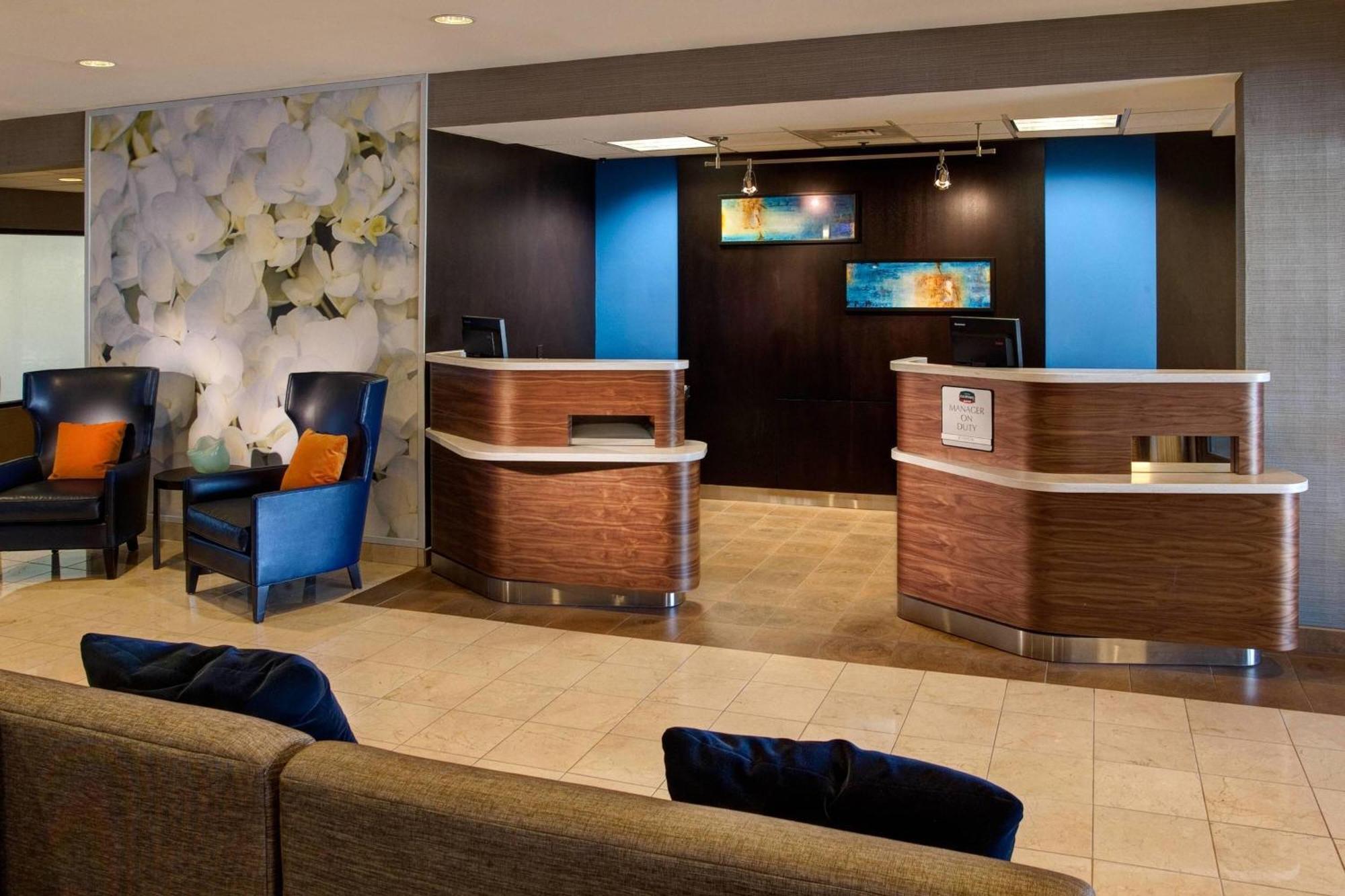 Courtyard By Marriott Kokomo Extérieur photo