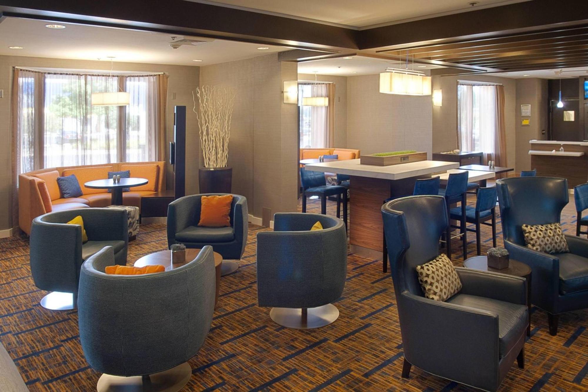 Courtyard By Marriott Kokomo Extérieur photo